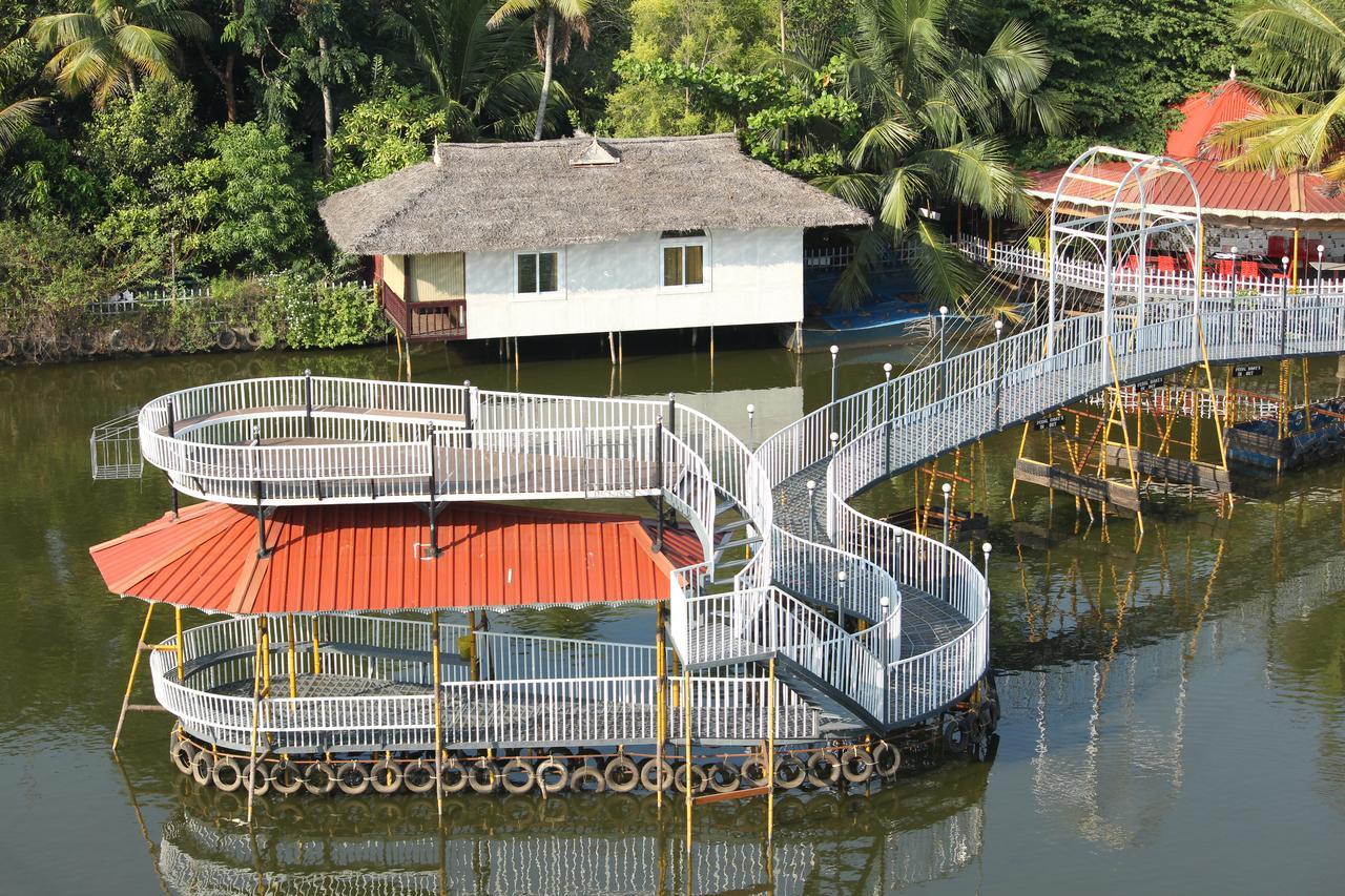 Hotel Mango Meadows Kottayam Exteriér fotografie